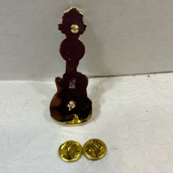 VTG Gold Toned Guitar Rock And Roll Hall Of Fame Museum Christmas Enamel Pin 2.5 - Picture 10 of 10